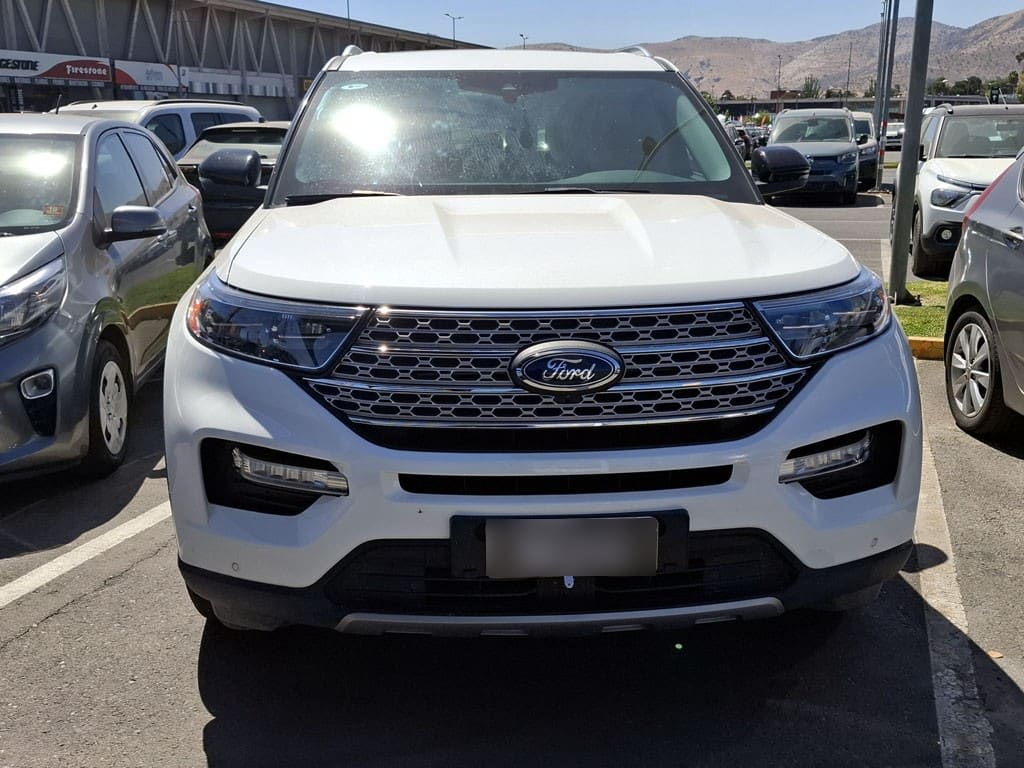 Ford Explorer 2.3 Xlt At año 2024