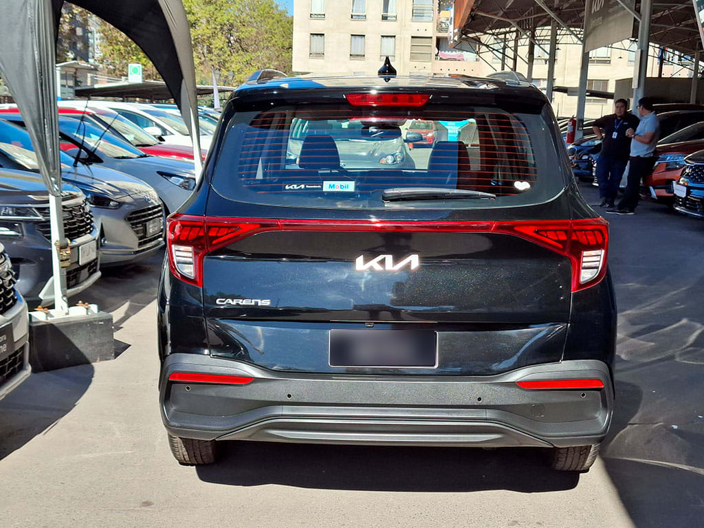 Kia Carens 1.5l Lx año 2024