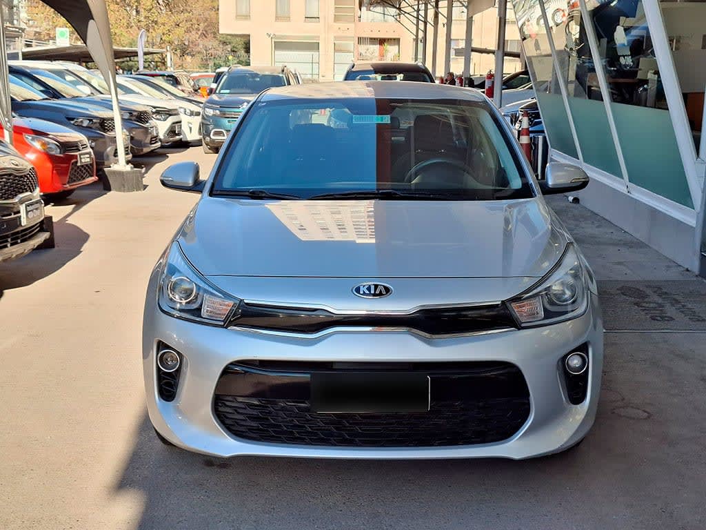 Kia Rio 4 1.4 Ex At año 2019