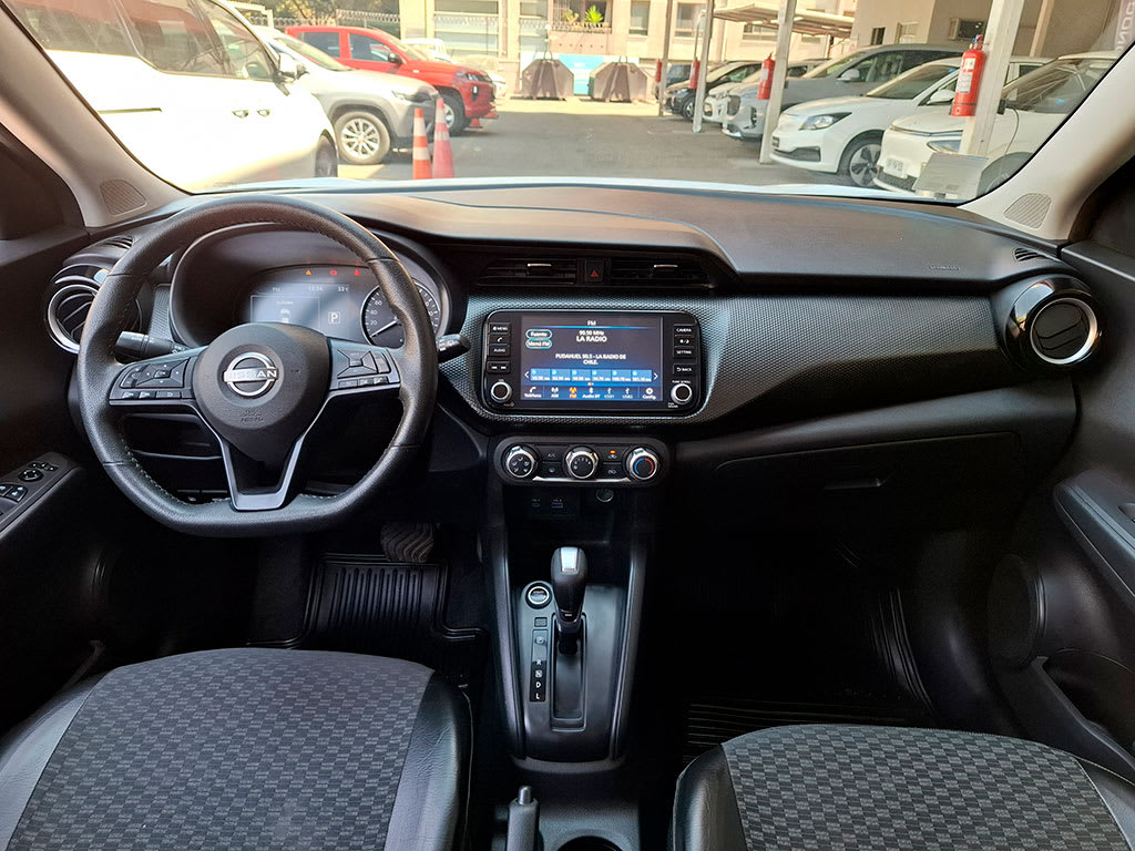 Nissan Kicks 1.6 Advance At año 2025