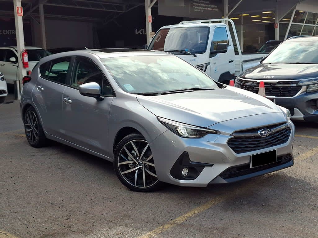 Subaru Impreza 2.0 Awd Cvt Touring Es Hk año 2025