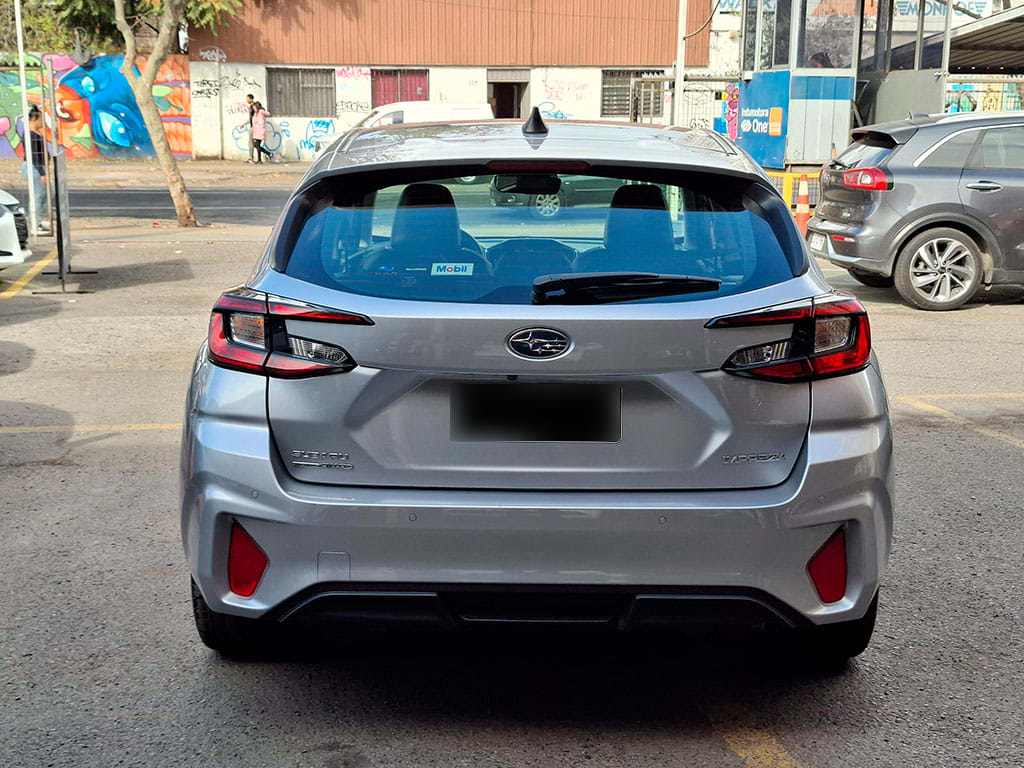 Subaru Impreza 2.0 Awd Cvt Touring Es Hk año 2025