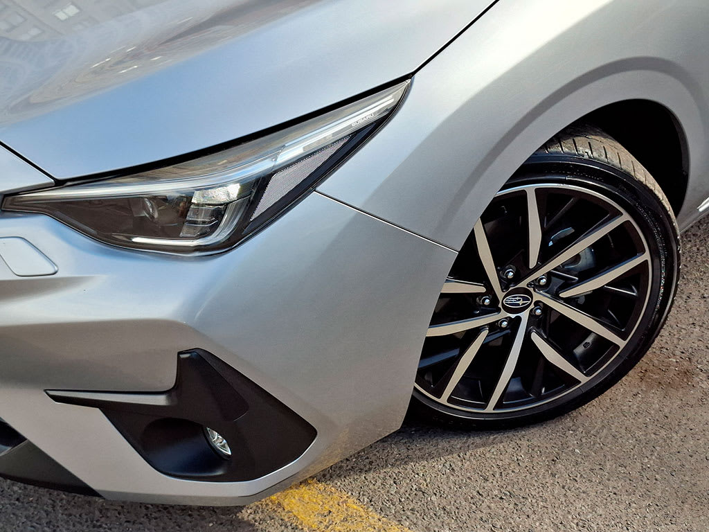 Subaru Impreza 2.0 Awd Cvt Touring Es Hk año 2025