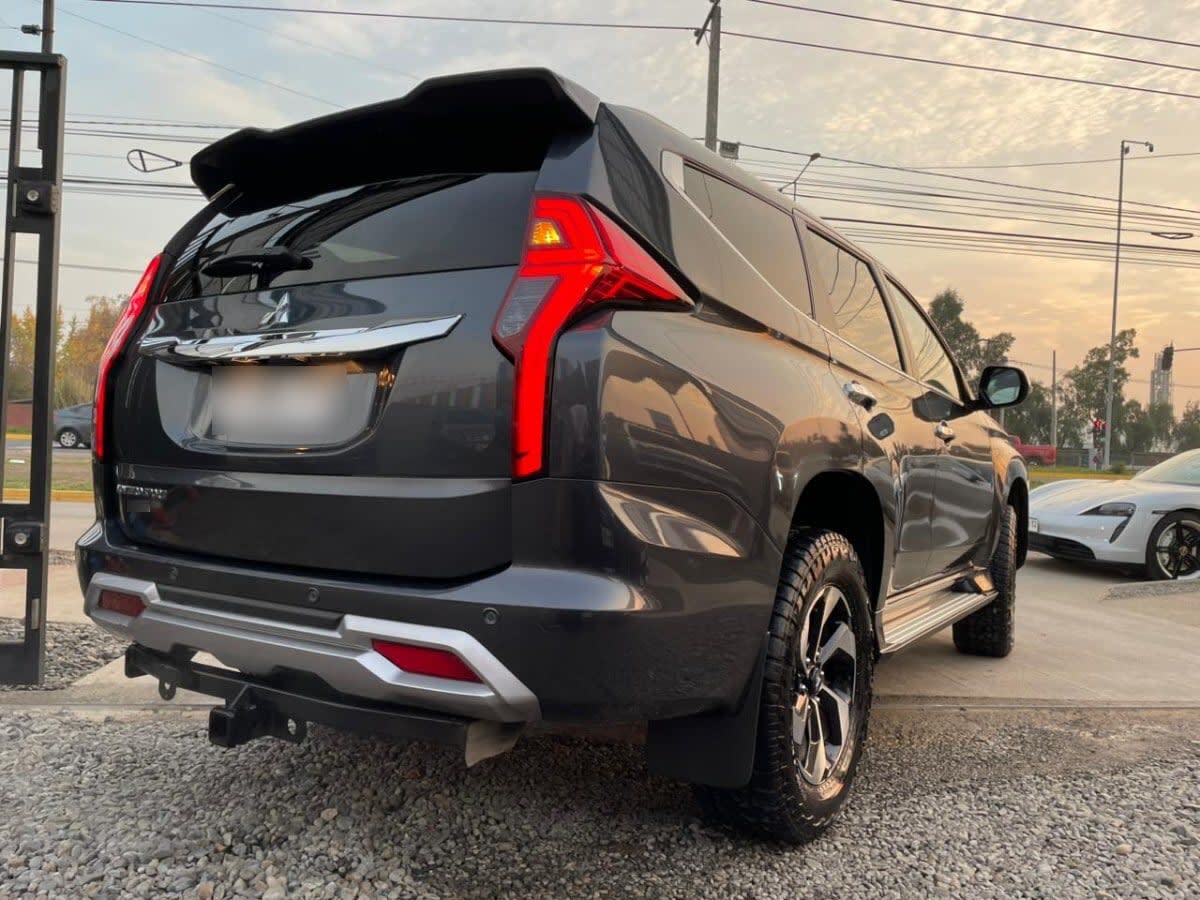Mitsubishi Montero Sport 3.0 4x4 año 2025