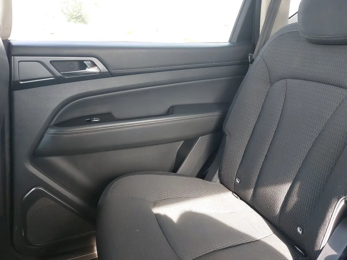 Ssangyong Rexton 2.2t Glx Diesel 4x2 6ab 8at 5p año 2021