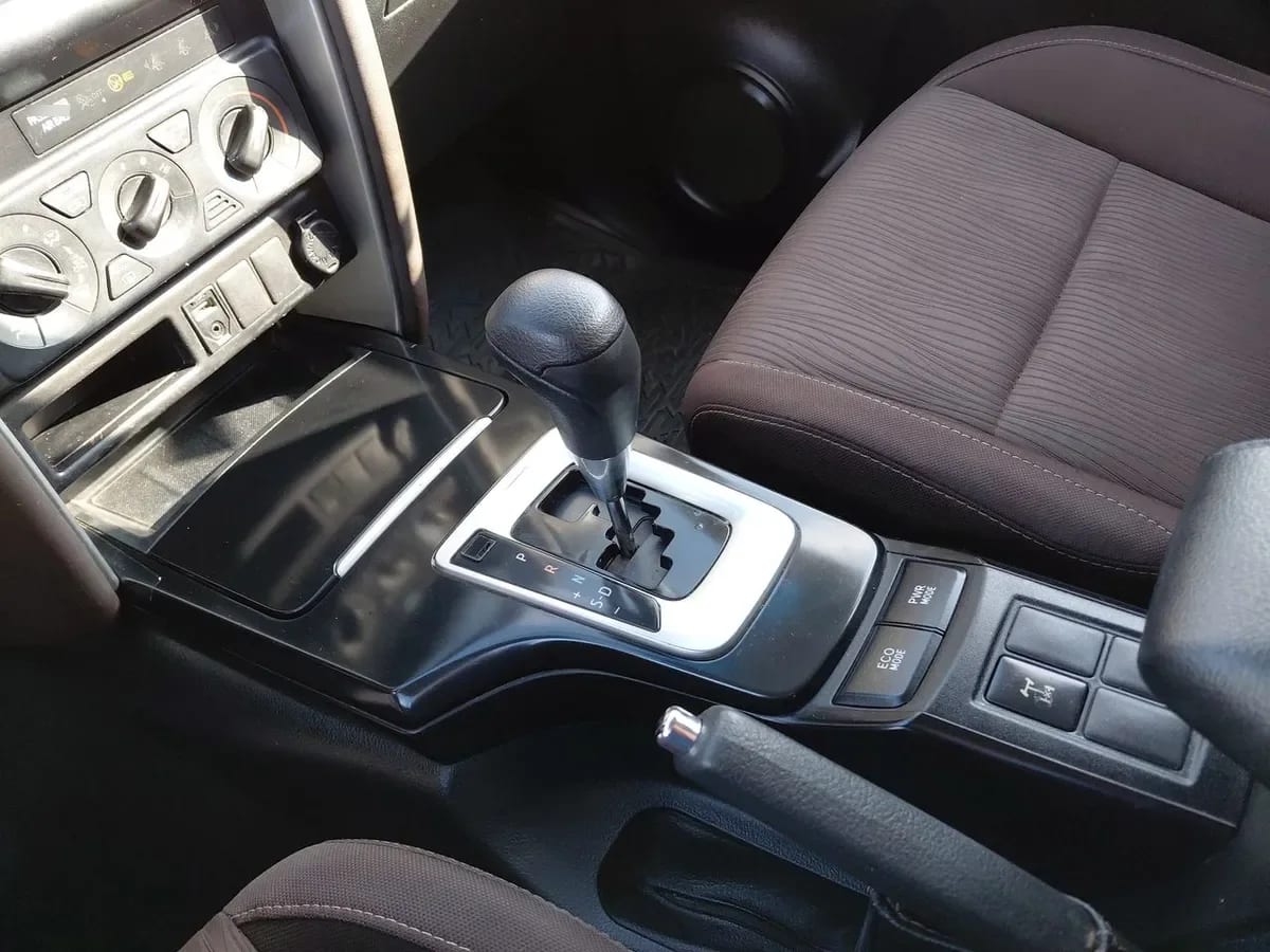 Toyota Fortunner 2.7 Sr5 4x2 At 5p año 2019