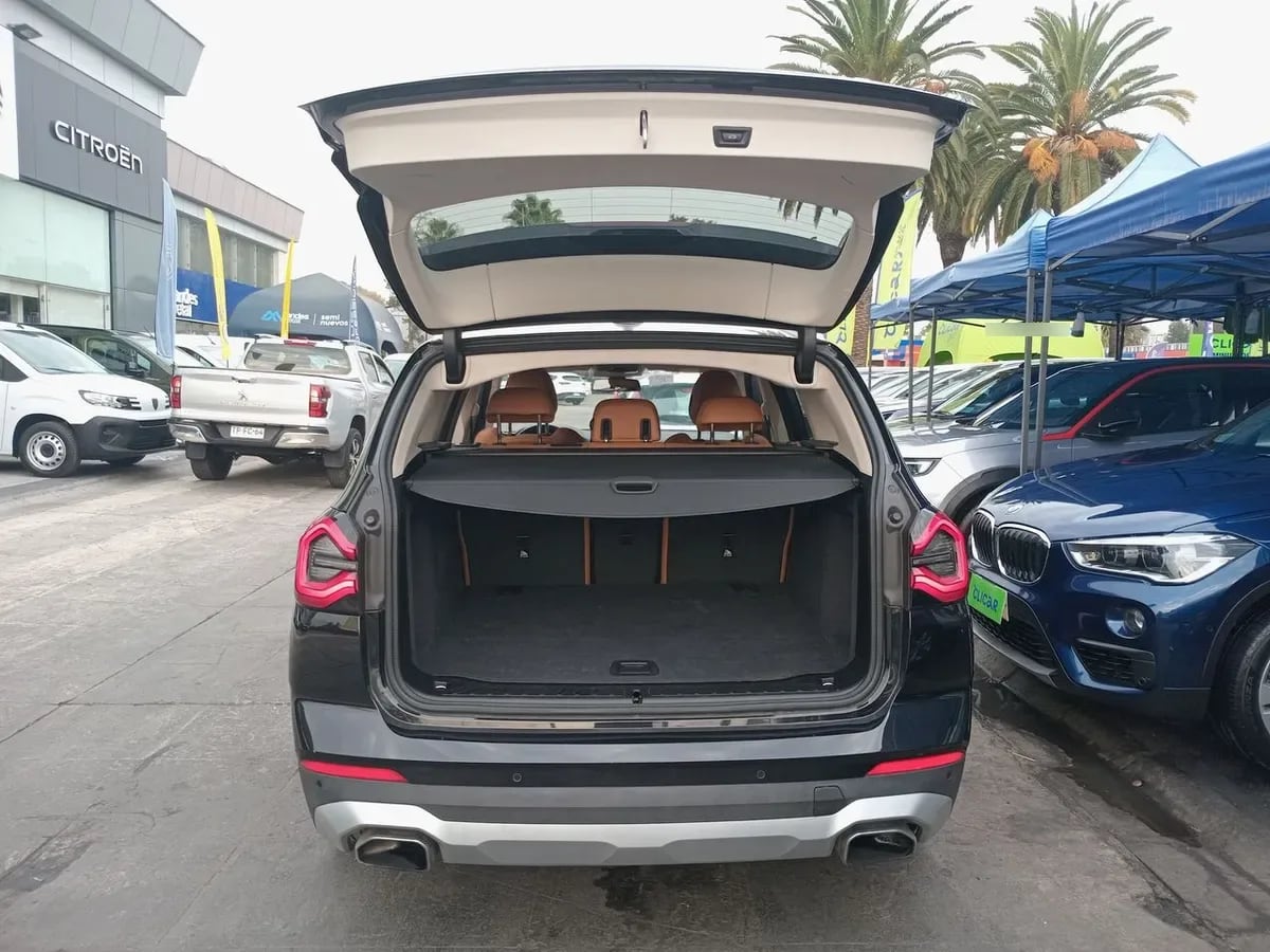 BMW X3 2.0 Dynamic Lci 20i S-Drive 4x2 At 5p año 2024