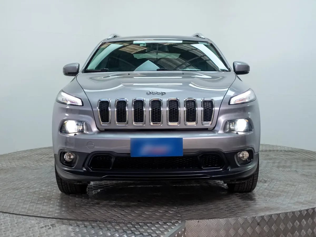 Jeep Cherokee Cherokee Longitud At 4x4 año 2018