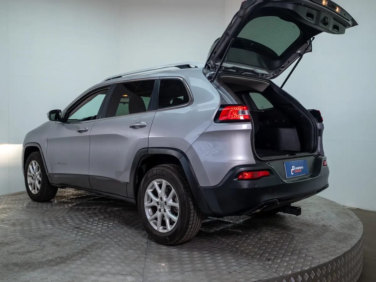 Jeep Cherokee Cherokee Longitud At 4x4 año 2018