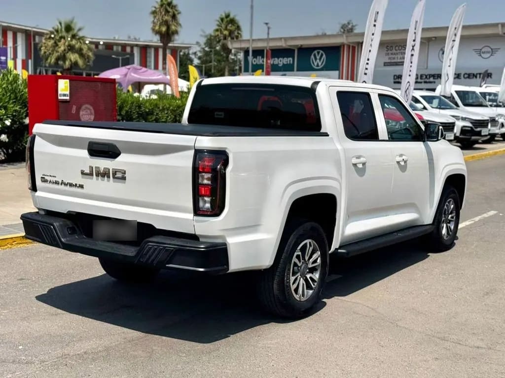 JMC Grand Avenue 2.3 Mt Diesel año 2025