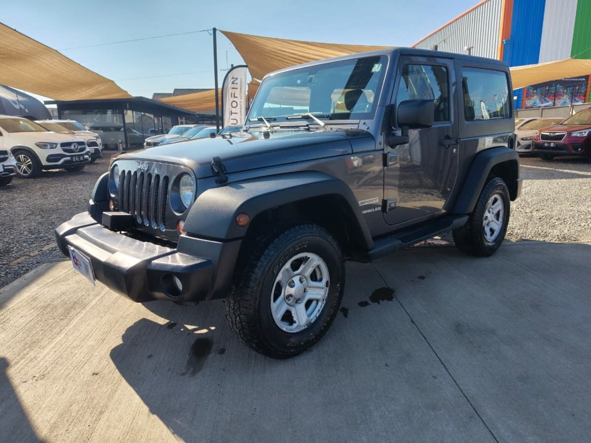 Jeep Wrangler Wrangler Sport 2.8 Aut año 2014
