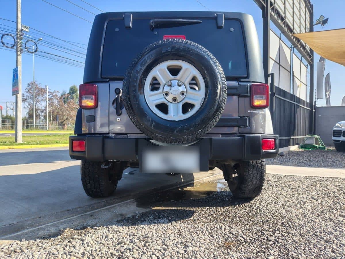 Jeep Wrangler Wrangler Sport 2.8 Aut año 2014