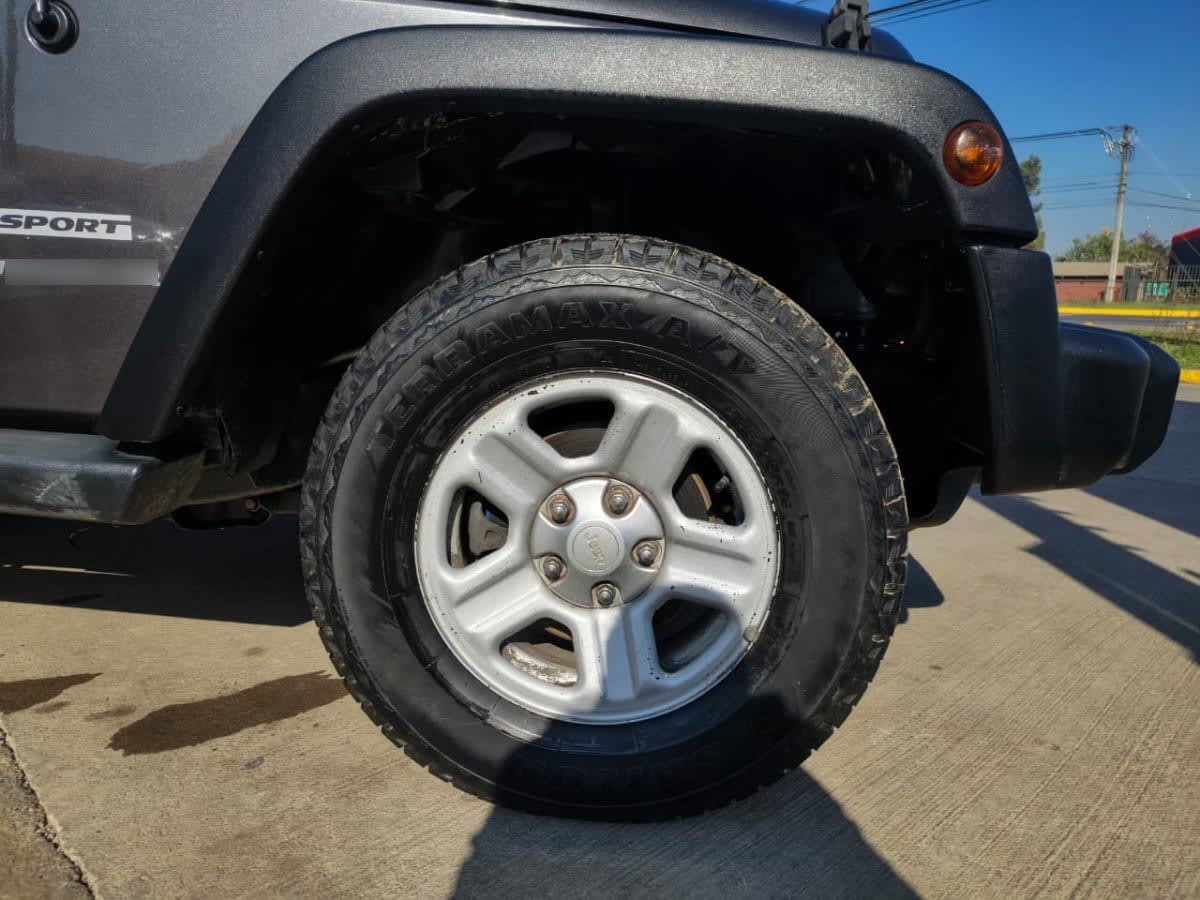 Jeep Wrangler Wrangler Sport 2.8 Aut año 2014