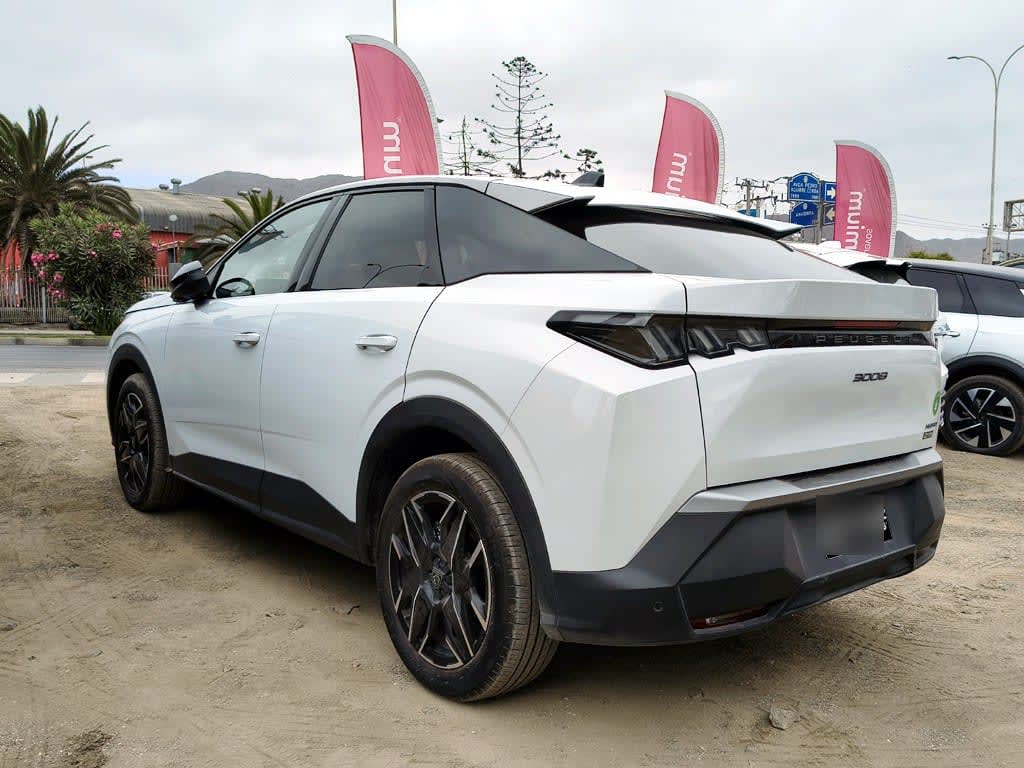Peugeot 3008 1.2 Allure Mhev 4 año 2025