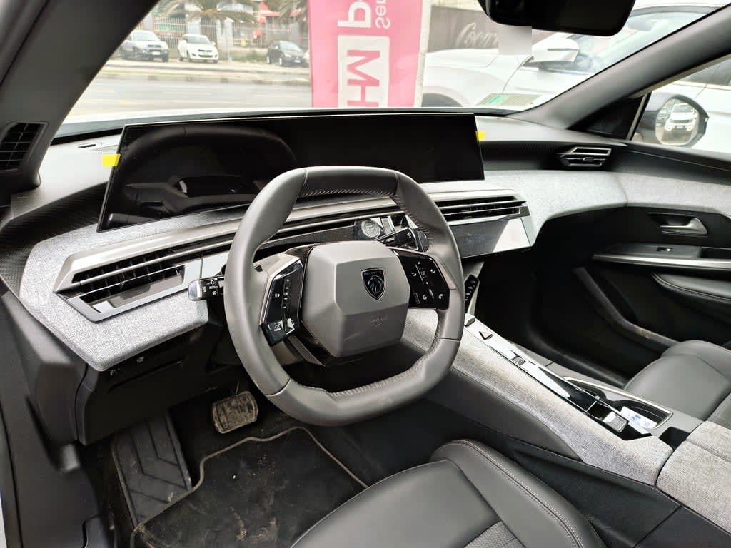 Peugeot 3008 1.2 Allure Mhev 4 año 2025