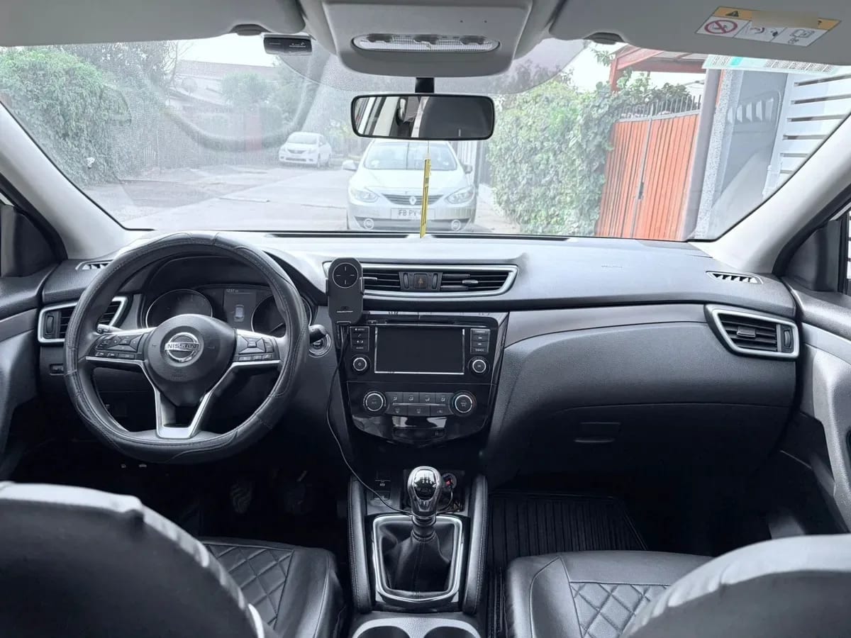 NISSAN QASHQAI 2.0 Sense Mt año 2021