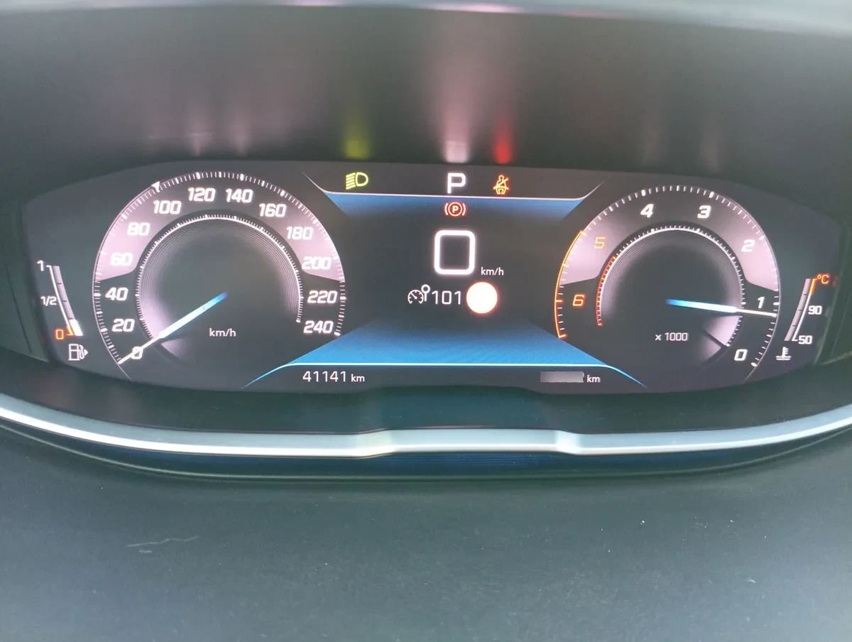 Peugeot 3008 1.5 Allure Pack Bluehdi 130 4x2 Eat8 5p año 2024