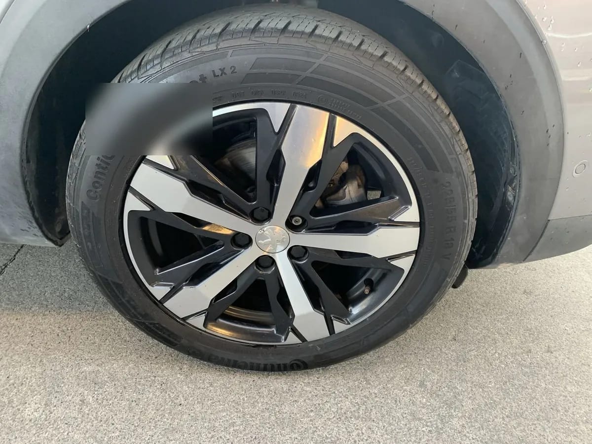 Peugeot 3008 1.5 Allure Pack Bluehdi 130 4x2 Eat8 5p año 2024