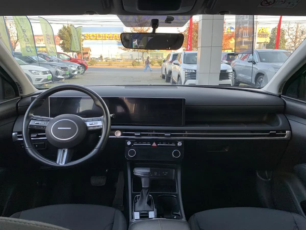 Hyundai Tucson 2.0 Nx4 Plus Fl Diesel 2wd At 5p año 2025