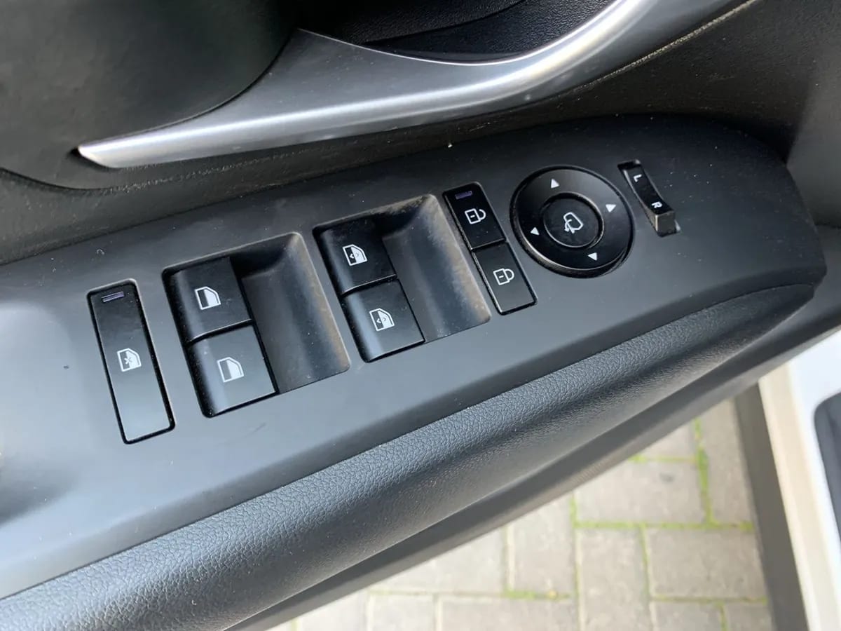 Hyundai Tucson 2.0 Nx4 Plus Fl Diesel 2wd At 5p año 2025