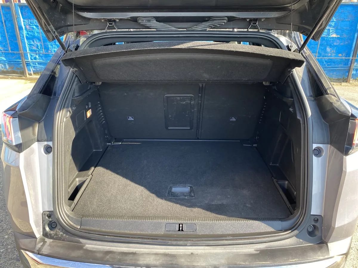 Peugeot 3008 1.6 Allure Pack Thp 165 4x2 Eat6 5p año 2024