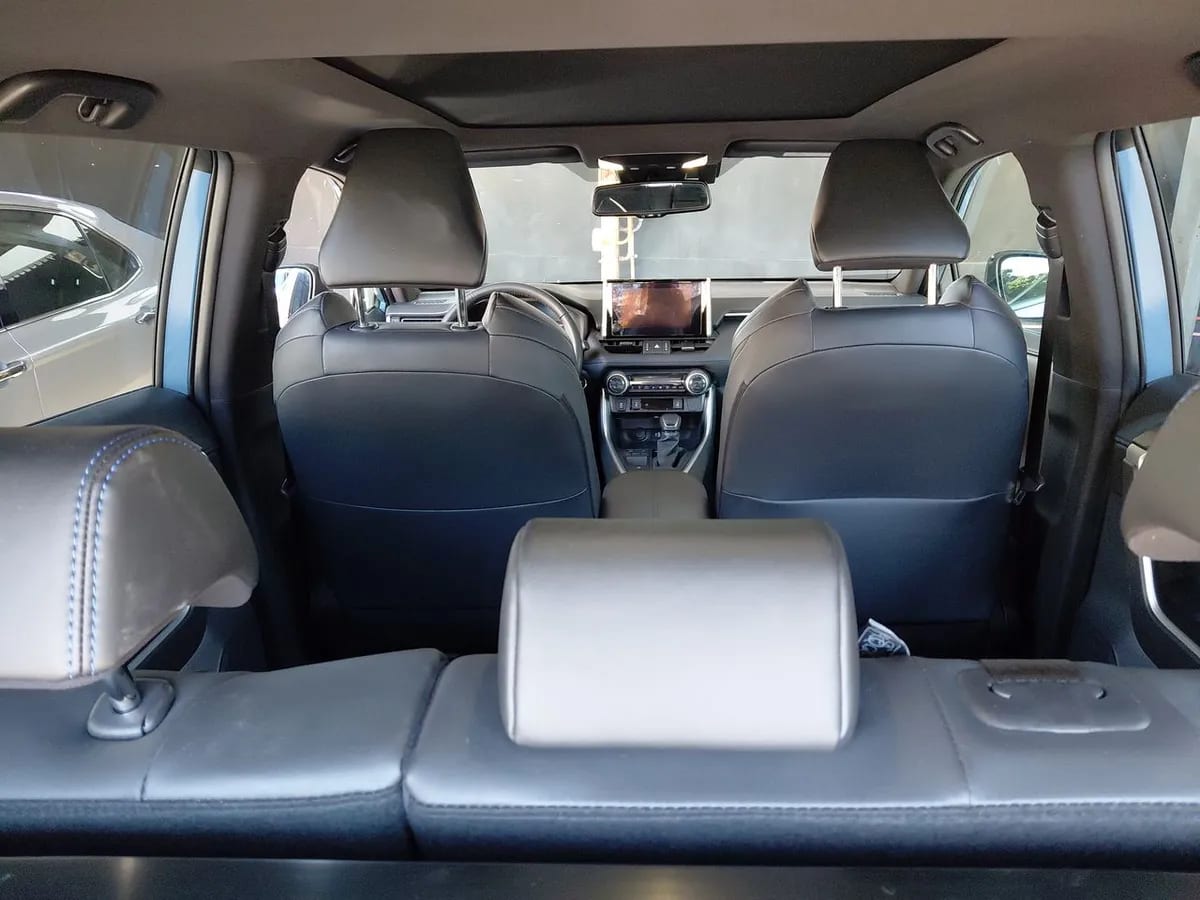 Toyota Rav 4 2.5 Xse Hybrid 4x2 Cvt At 5p año 2025