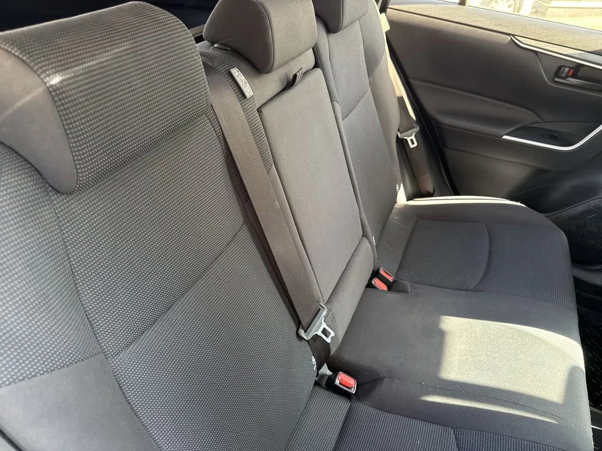 Toyota Rav 4 2.0 Le 4x2 Mt 5p año 2021