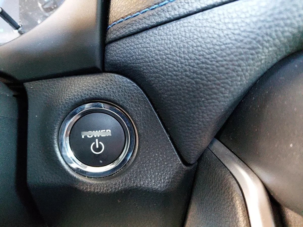 Toyota Rav 4 2.5 Xse Hybrid 4x2 Cvt At 5p año 2025