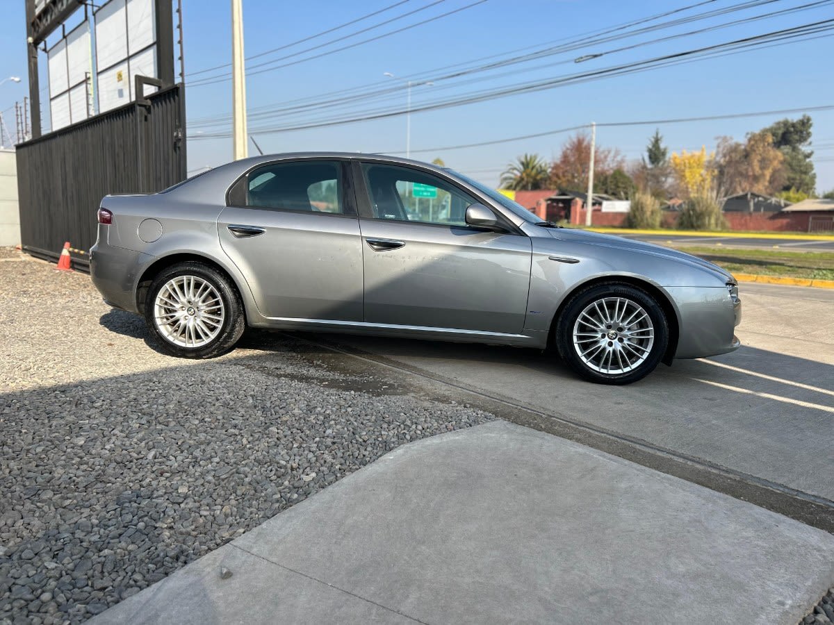 Alfa Romeo 159 Selespeed 2.2 Aut año 2013