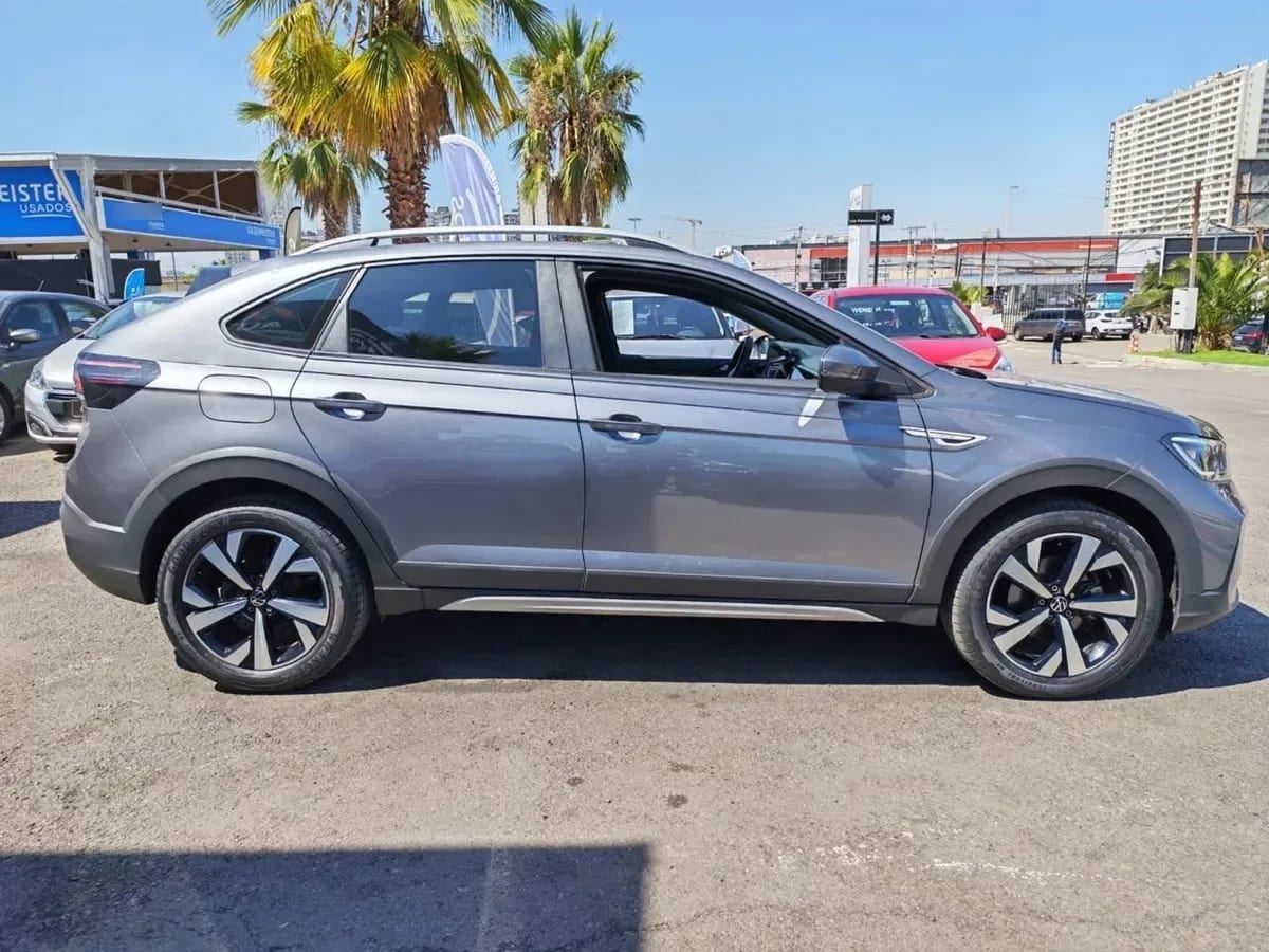 VOLKSWAGEN NIVUS 1.0 Tsi Comfortline At año 2023