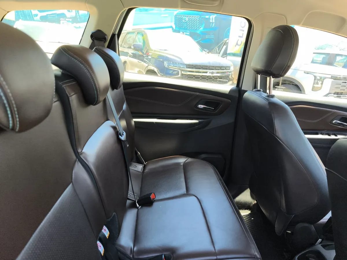 Chevrolet Spin 1.8 Premier 4x2 Mt 5p año 2021