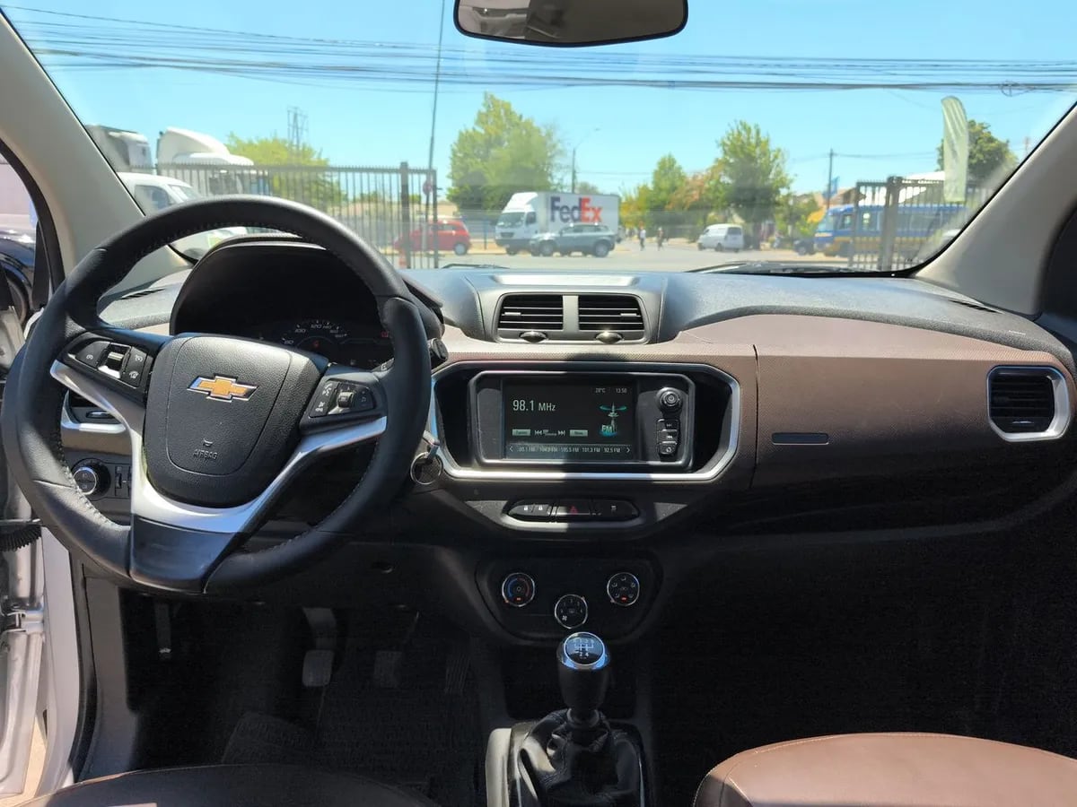 Chevrolet Spin 1.8 Premier 4x2 Mt 5p año 2021