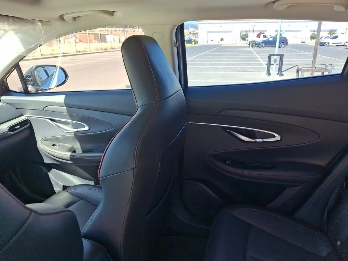 Changan Uni-T 1.5 Luxury 4x2 At 5p año 2022