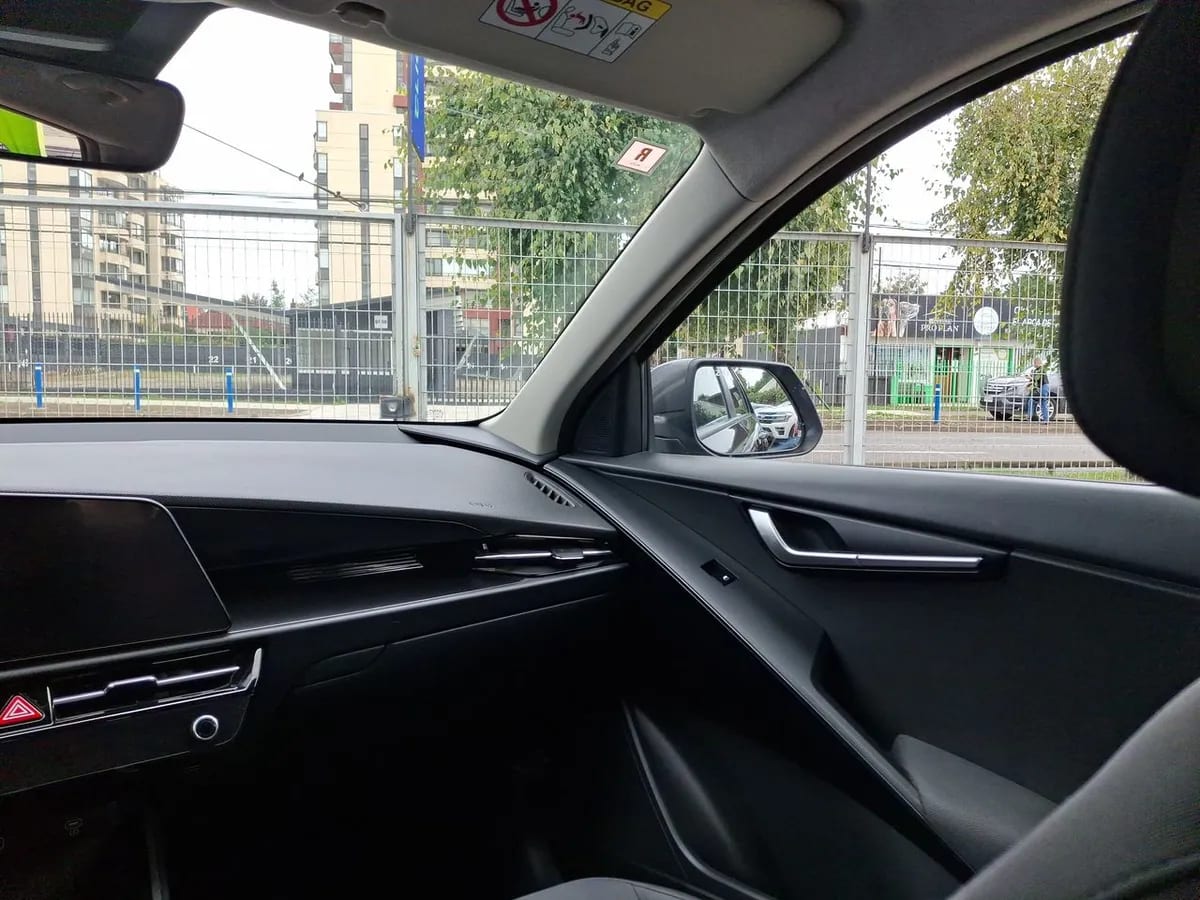 Kia Niro 1.6l Gdi Lx Hev Hybrid 4x2 6dct At 5p año 2023