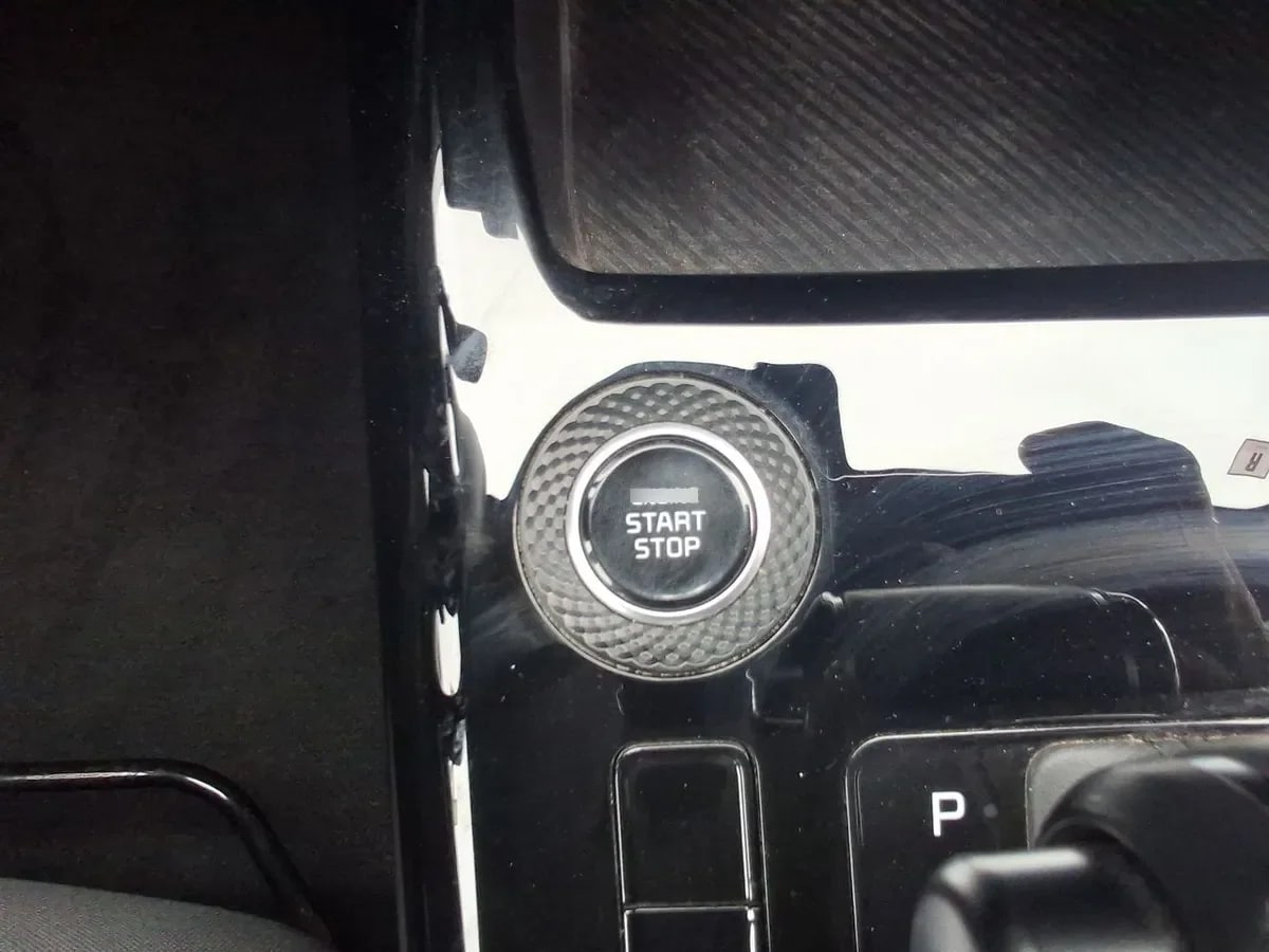 Kia Niro 1.6l Gdi Lx Hev Hybrid 4x2 6dct At 5p año 2023