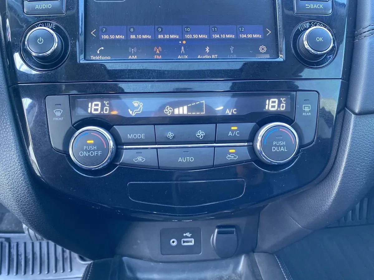 Nissan X-Trail 2.5 Exclusive Mc 4x4 Cvt At 5p año 2023