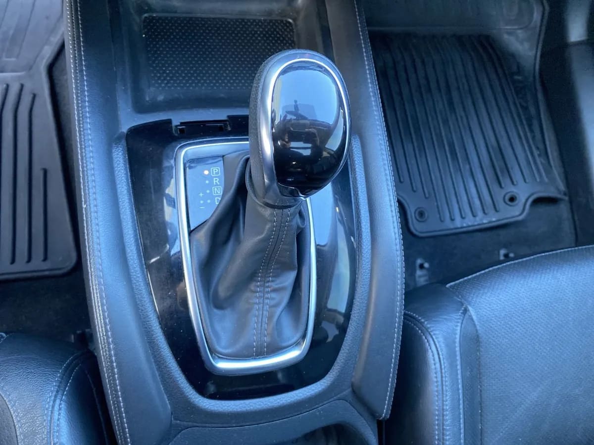 Nissan X-Trail 2.5 Exclusive Mc 4x4 Cvt At 5p año 2023