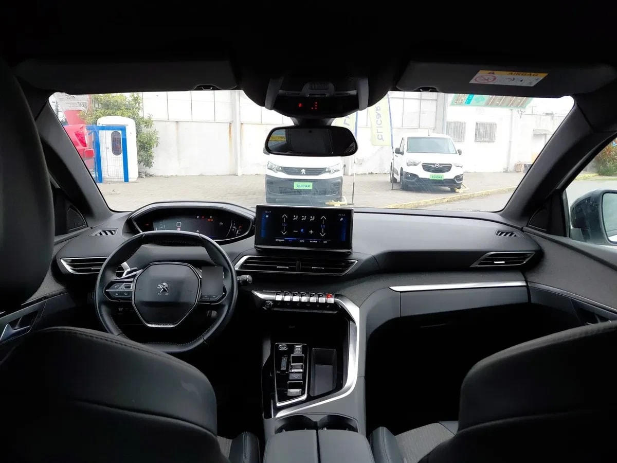 Peugeot 3008 1.5 Allure Pack Bluehdi 130 4x2 Eat8 5p año 2024