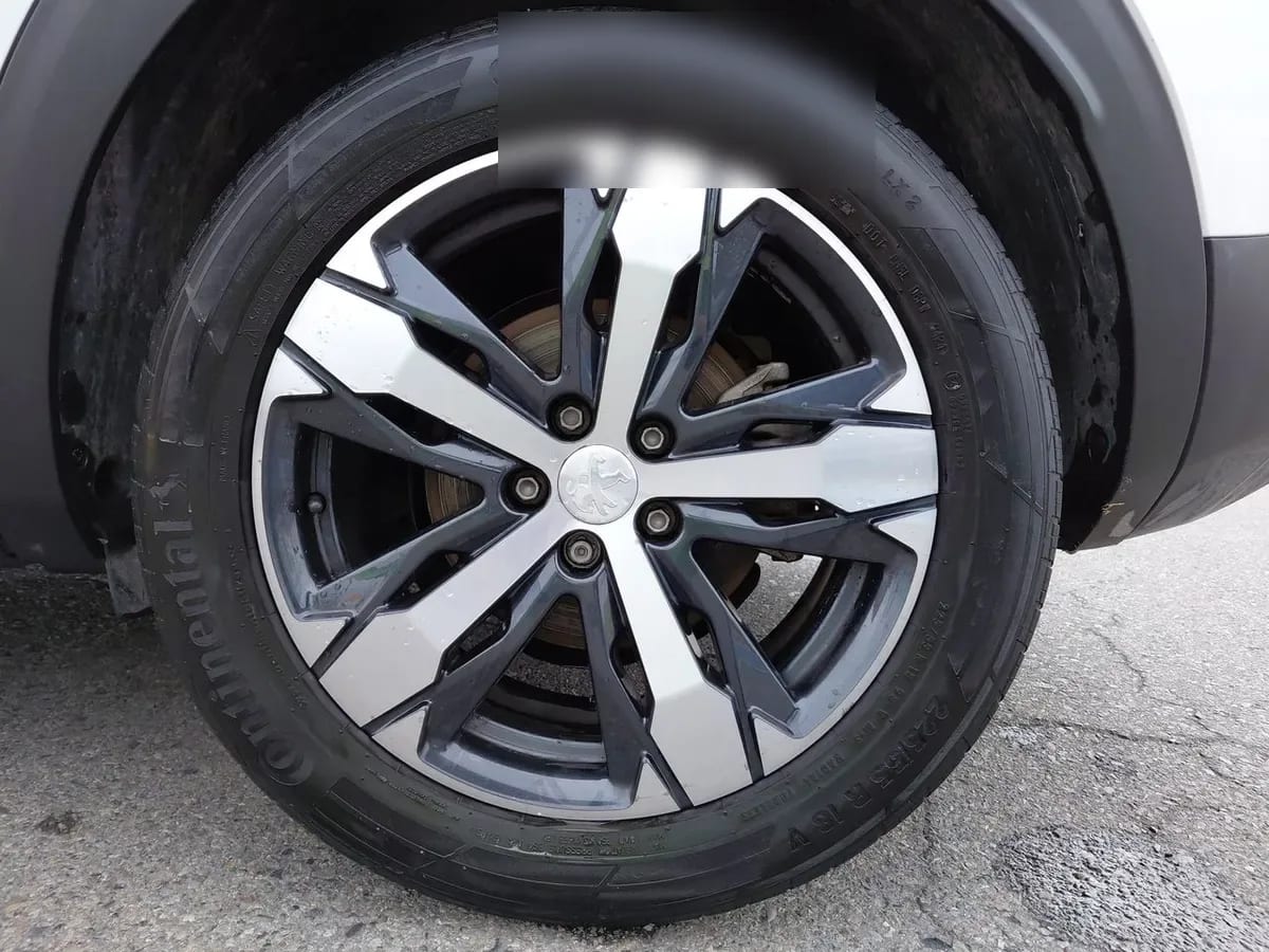 Peugeot 3008 1.5 Allure Pack Bluehdi 130 4x2 Eat8 5p año 2024