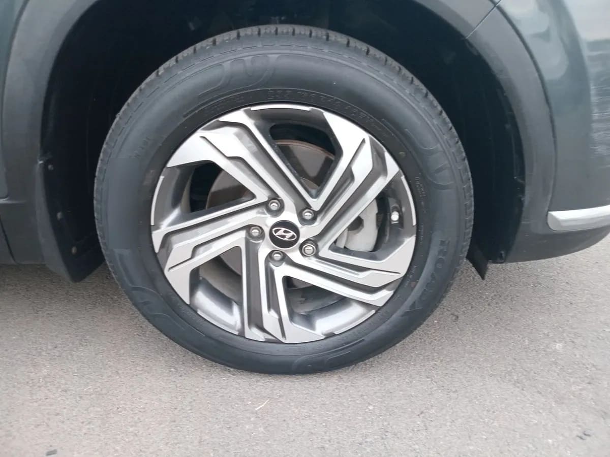 Hyundai Santa Fe 2.2 Value Fl Crdi Diesel 4wd At 5p año 2022