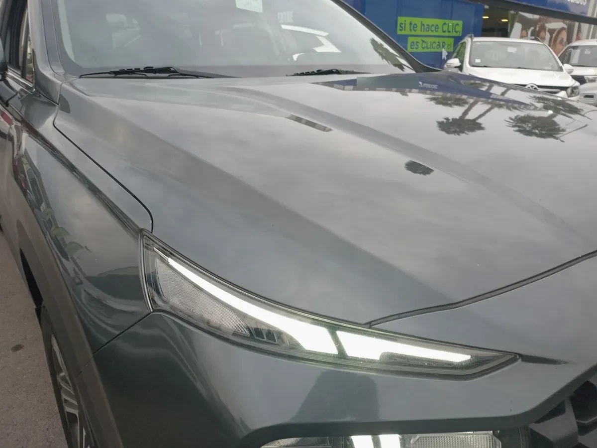 Hyundai Santa Fe 2.2 Value Fl Crdi Diesel 4wd At 5p año 2022