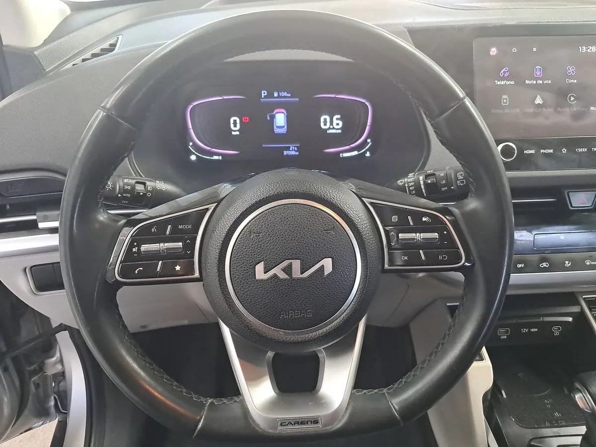 Kia Carens 1.4l Ex Turbo-Gdi Full 4x2 7dct At 5p año 2024