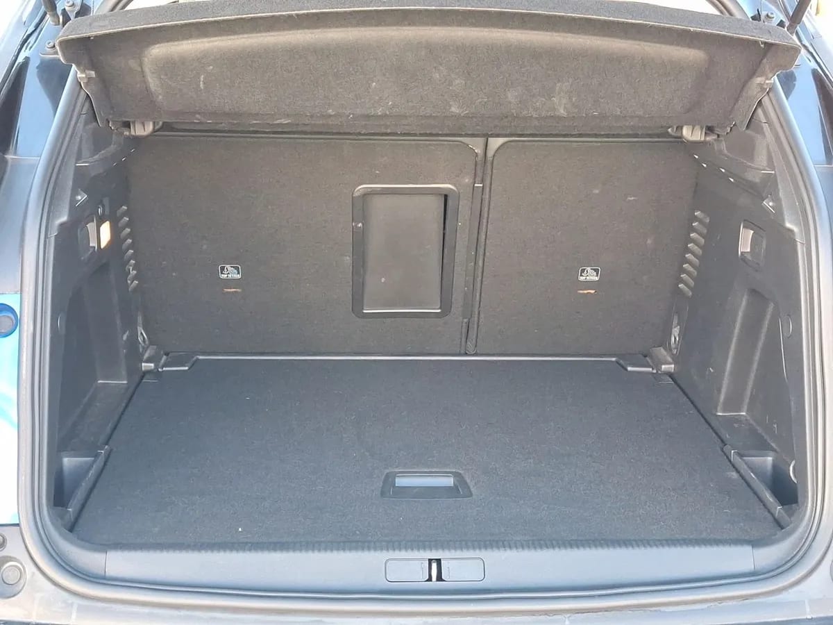 Peugeot 3008 1.5 Allure Pack Bluehdi 4x2 130 Eat8 5p año 2022