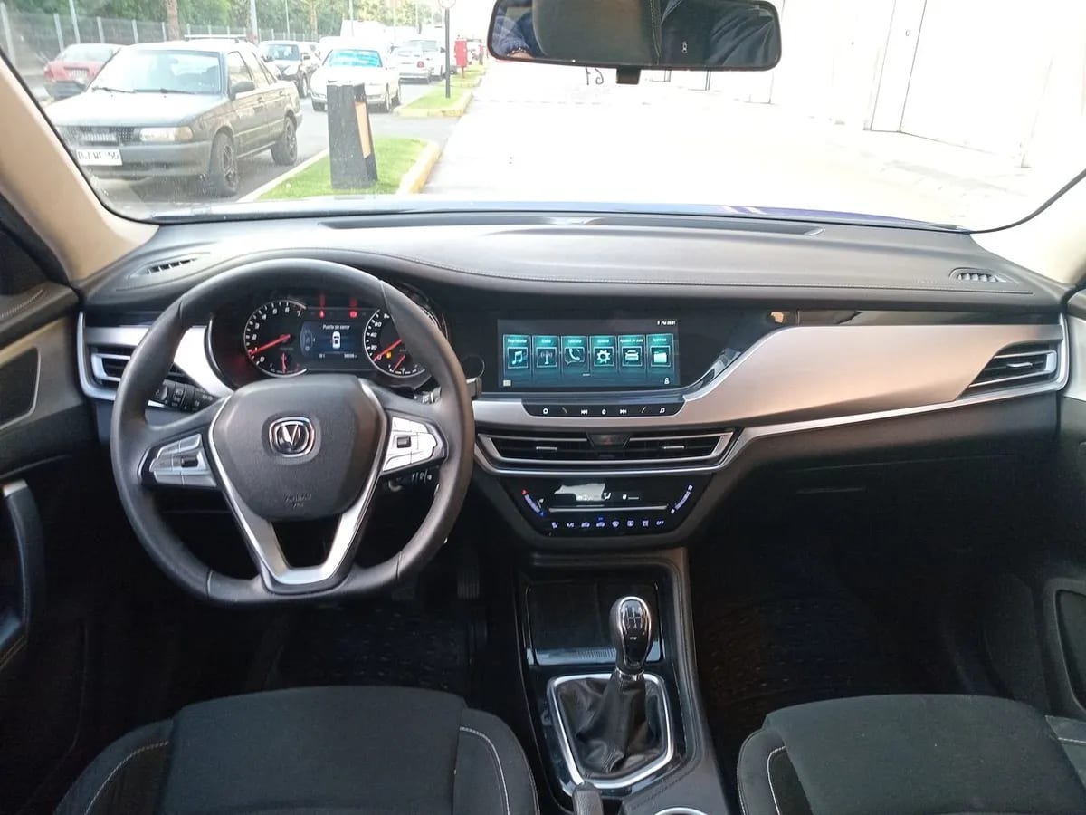 Changan Cs35 Plus 1.6 Comfort 4x2 Mt 5p año 2022