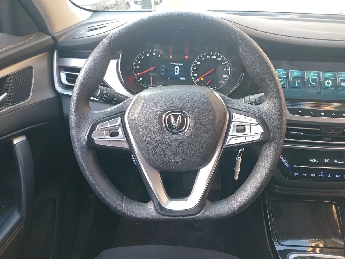 Changan Cs35 Plus 1.6 Comfort 4x2 Mt 5p año 2022