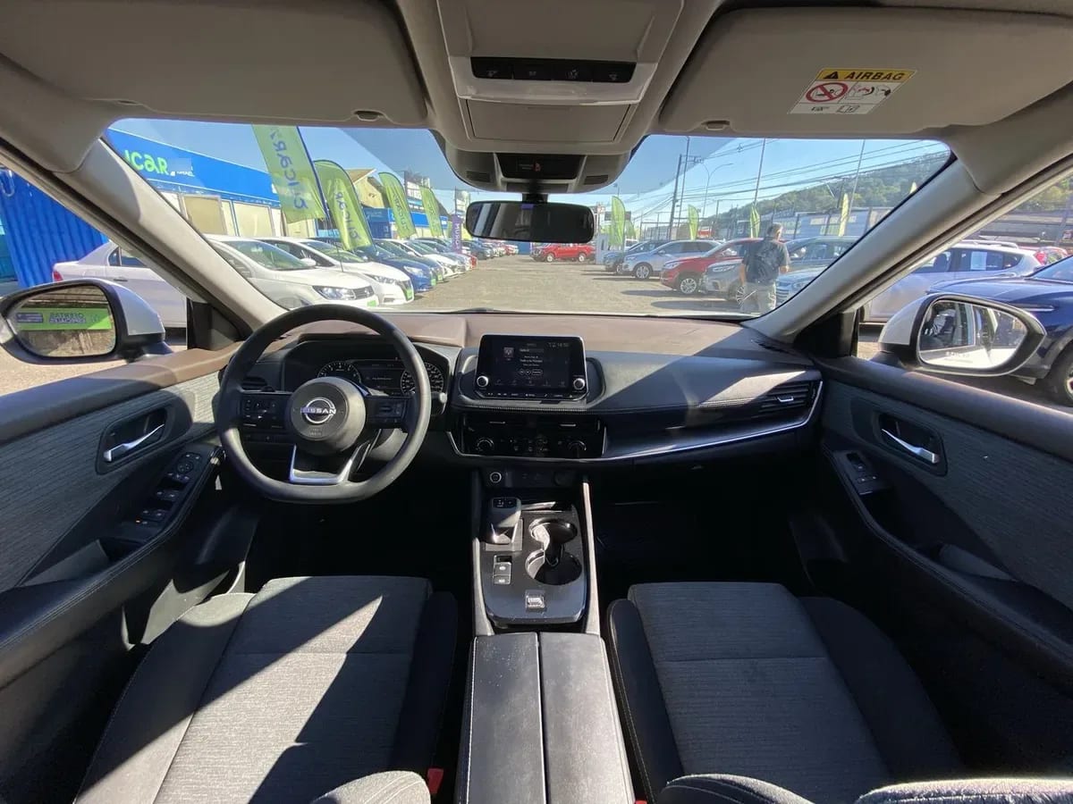Nissan X-Trail 2.5 Sense 4x2 3row Cvt At 5p año 2024