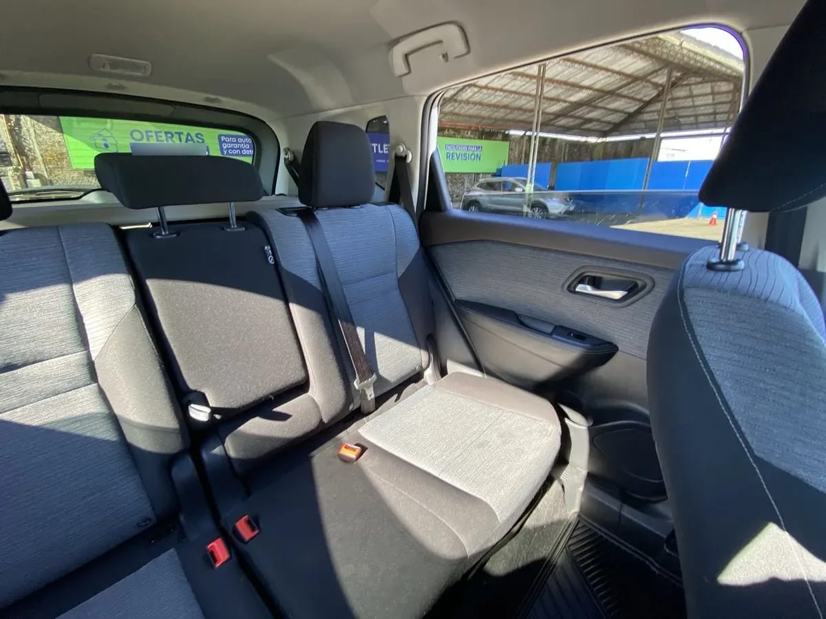 Nissan X-Trail 2.5 Sense 4x2 3row Cvt At 5p año 2024