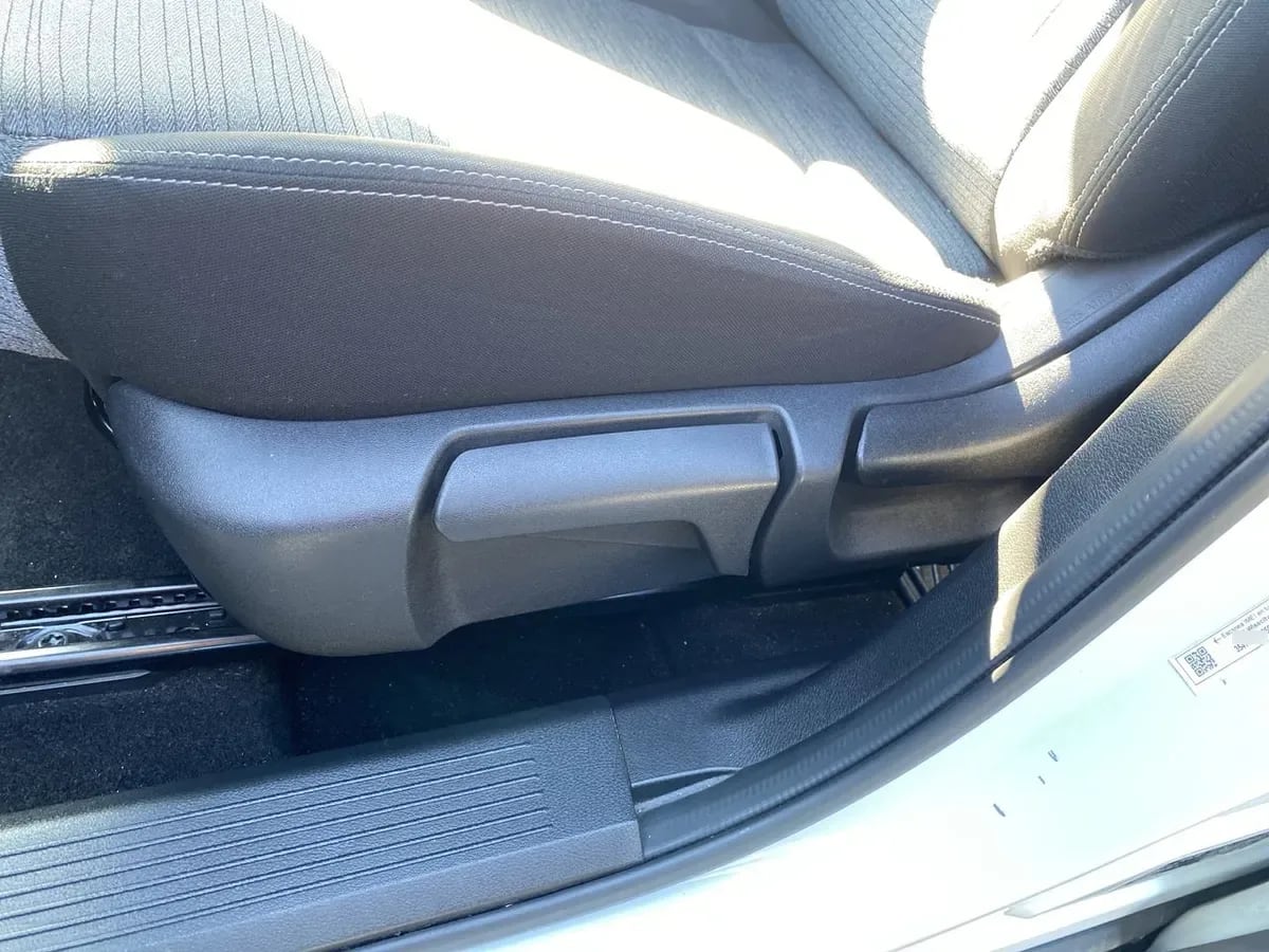 Nissan X-Trail 2.5 Sense 4x2 3row Cvt At 5p año 2024