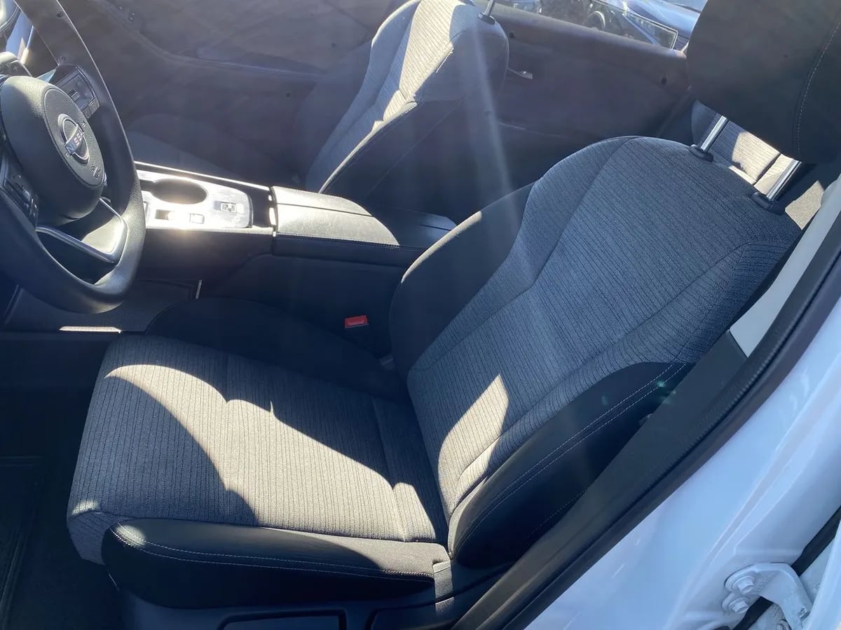 Nissan X-Trail 2.5 Sense 4x2 3row Cvt At 5p año 2024
