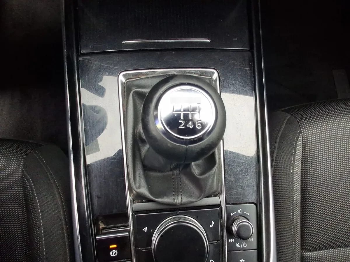 Mazda Cx-30 2.0 V 2wd 6mt 5p año 2022